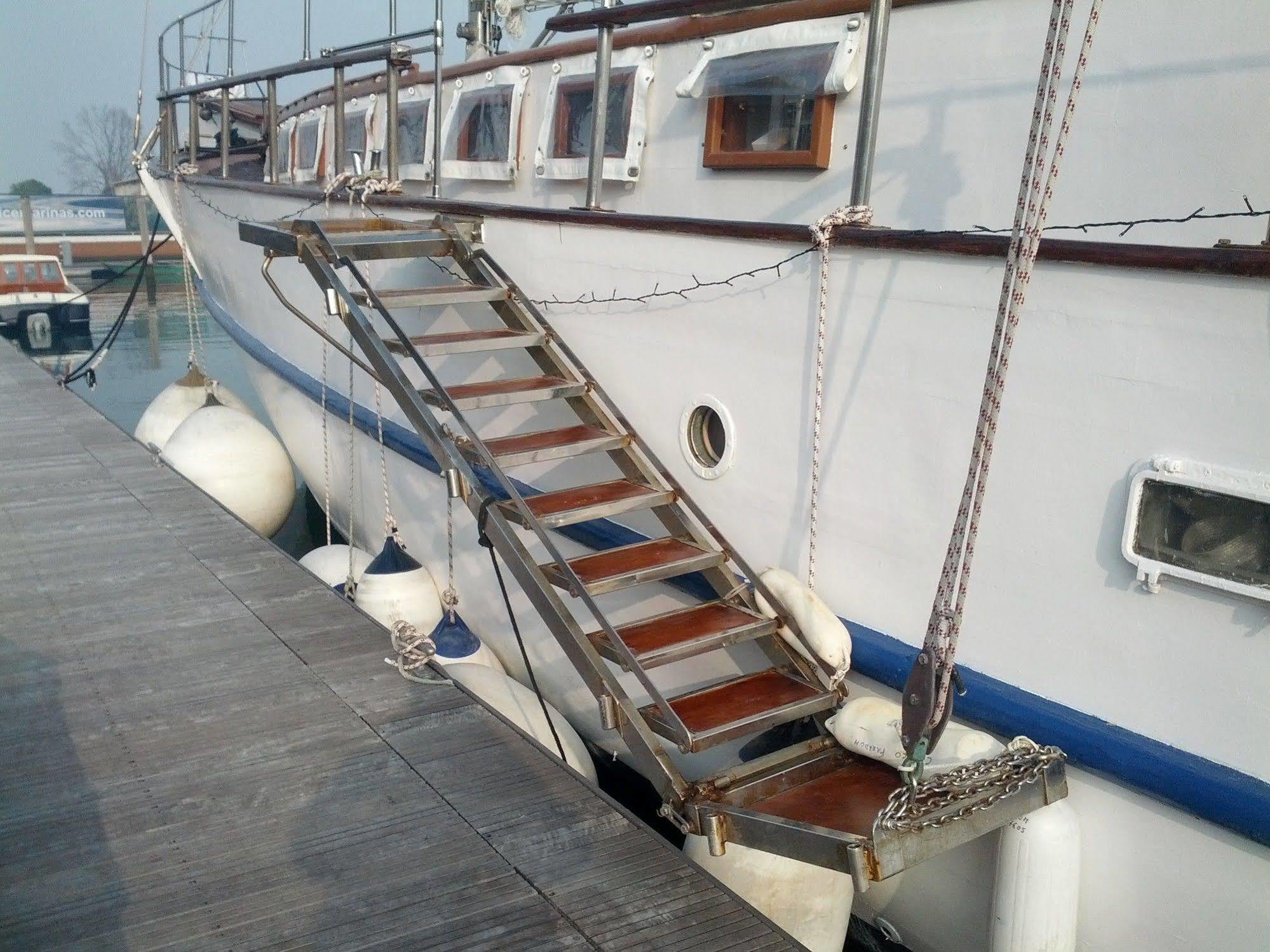 Venezia Boat & Breakfast Caicco Freedom 2*