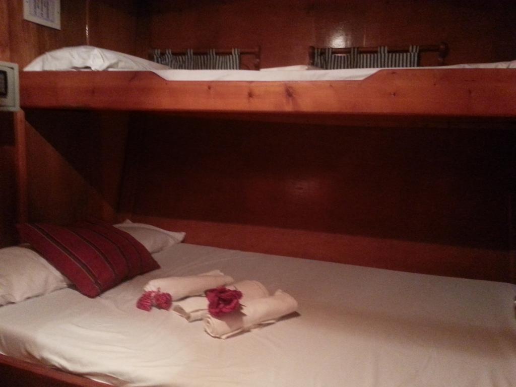 Hotel na wodzie Boat & Breakfast Caicco Freedom Wenecja
