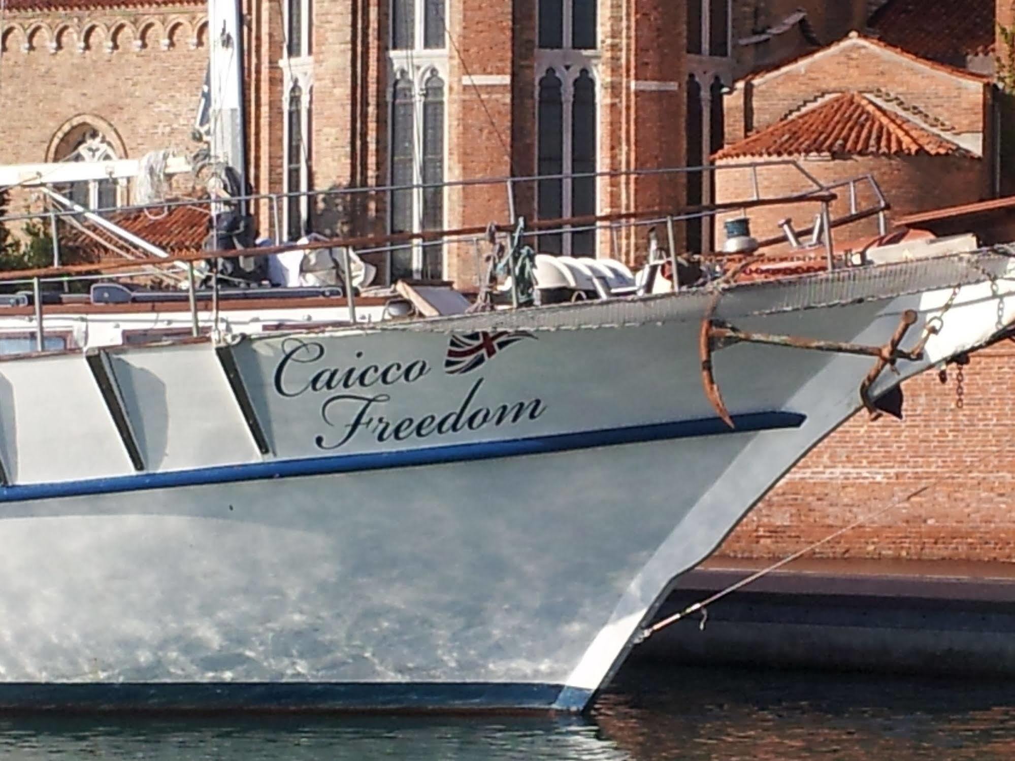 Hotel na wodzie Boat & Breakfast Caicco Freedom 2*